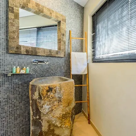 Βίλα Sleeps 6 With Pool Air Con And Wifi Santa Eulària des Riu