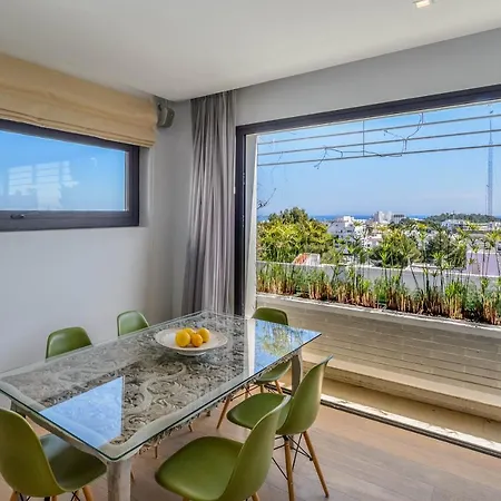 Sleeps 6 With Pool Air Con And Wifi Βίλα Santa Eulària des Riu