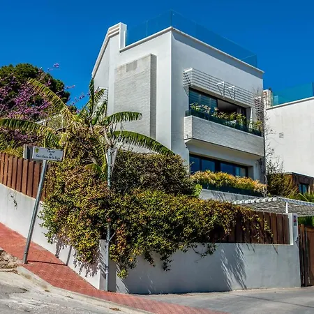 Βίλα Sleeps 6 With Pool Air Con And Wifi